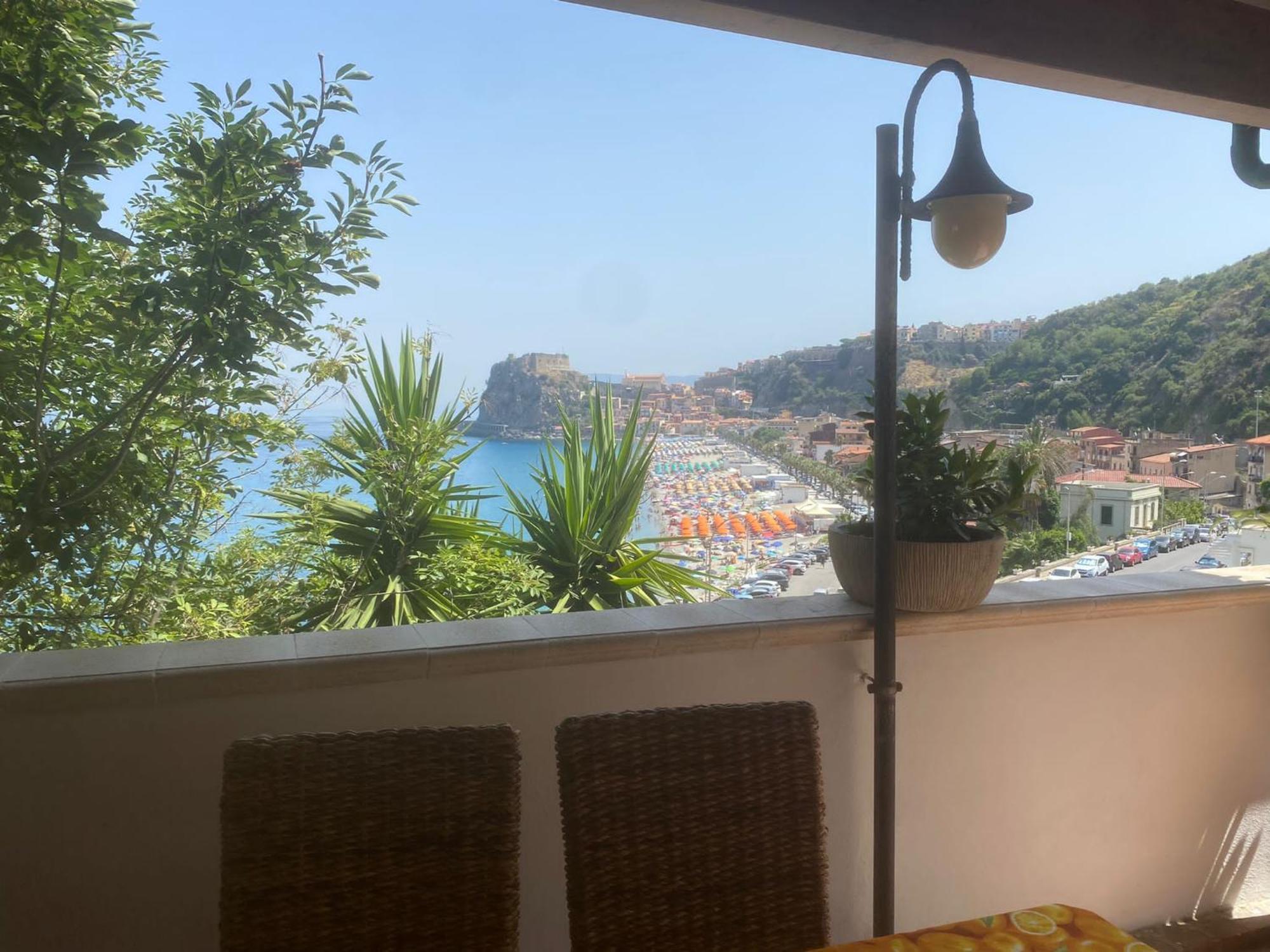 Villettina Panoramica Scilla Buitenkant foto
